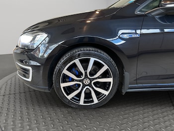 Used Volkswagen Golf 2016 for sale - 78909633: Photo