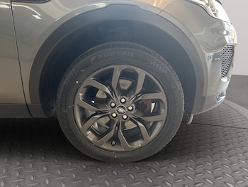 Used Land Rover Discovery Sport 2019 for sale - 79266939: Photo
