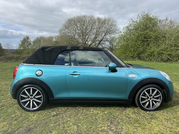 Used MINI Convertible 2016 for sale - 78273911: Photo