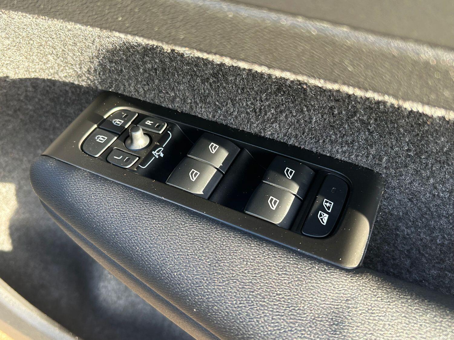 Used Volvo XC40 2021 for sale - 76334769: Photo 17