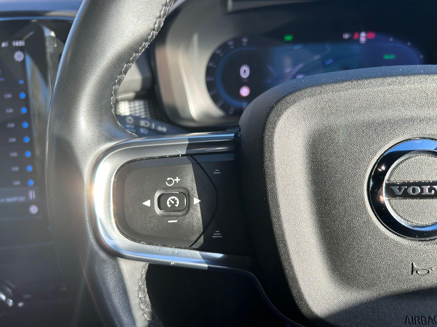 Used Volvo XC40 2021 for sale - 76334769: Photo 20