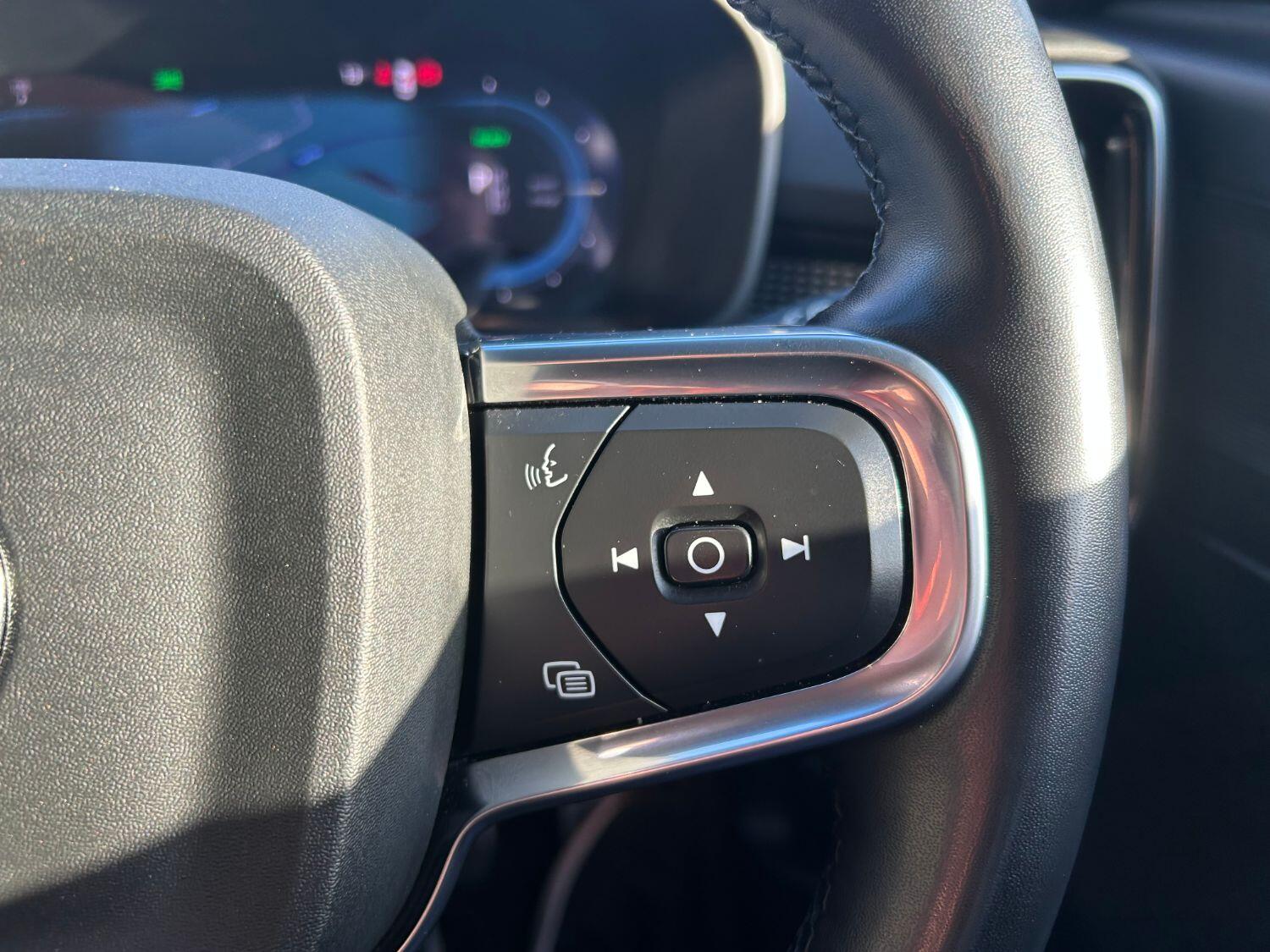 Used Volvo XC40 2021 for sale - 76334769: Photo 21