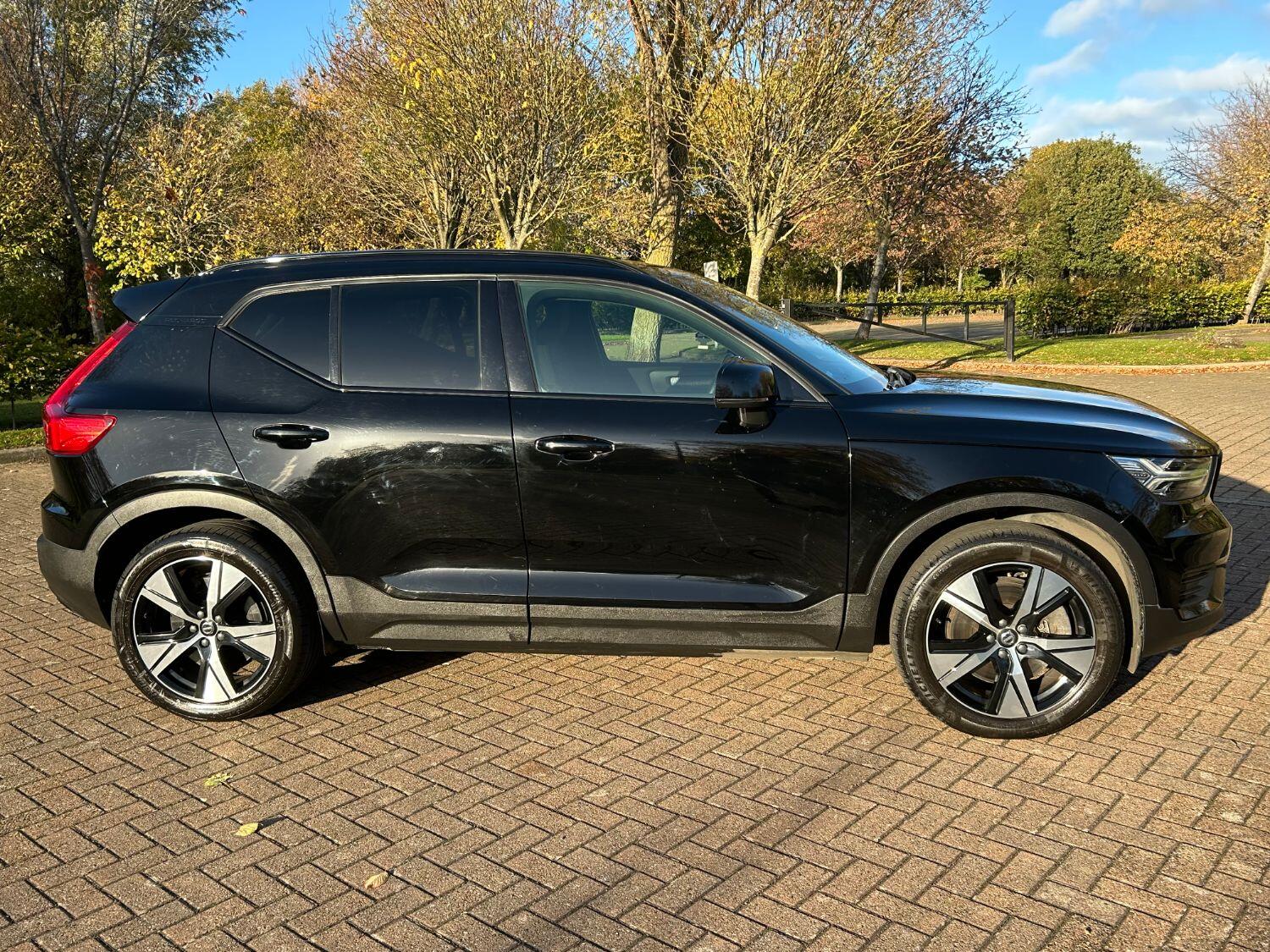 Used Volvo XC40 2021 for sale - 76334769: Photo 9