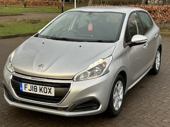 Used Peugeot 208 2019 for sale - 77065700: Photo