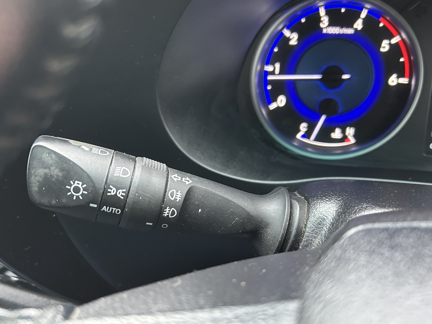 Used Toyota Hilux 2016 for sale - 77357343: Photo 23