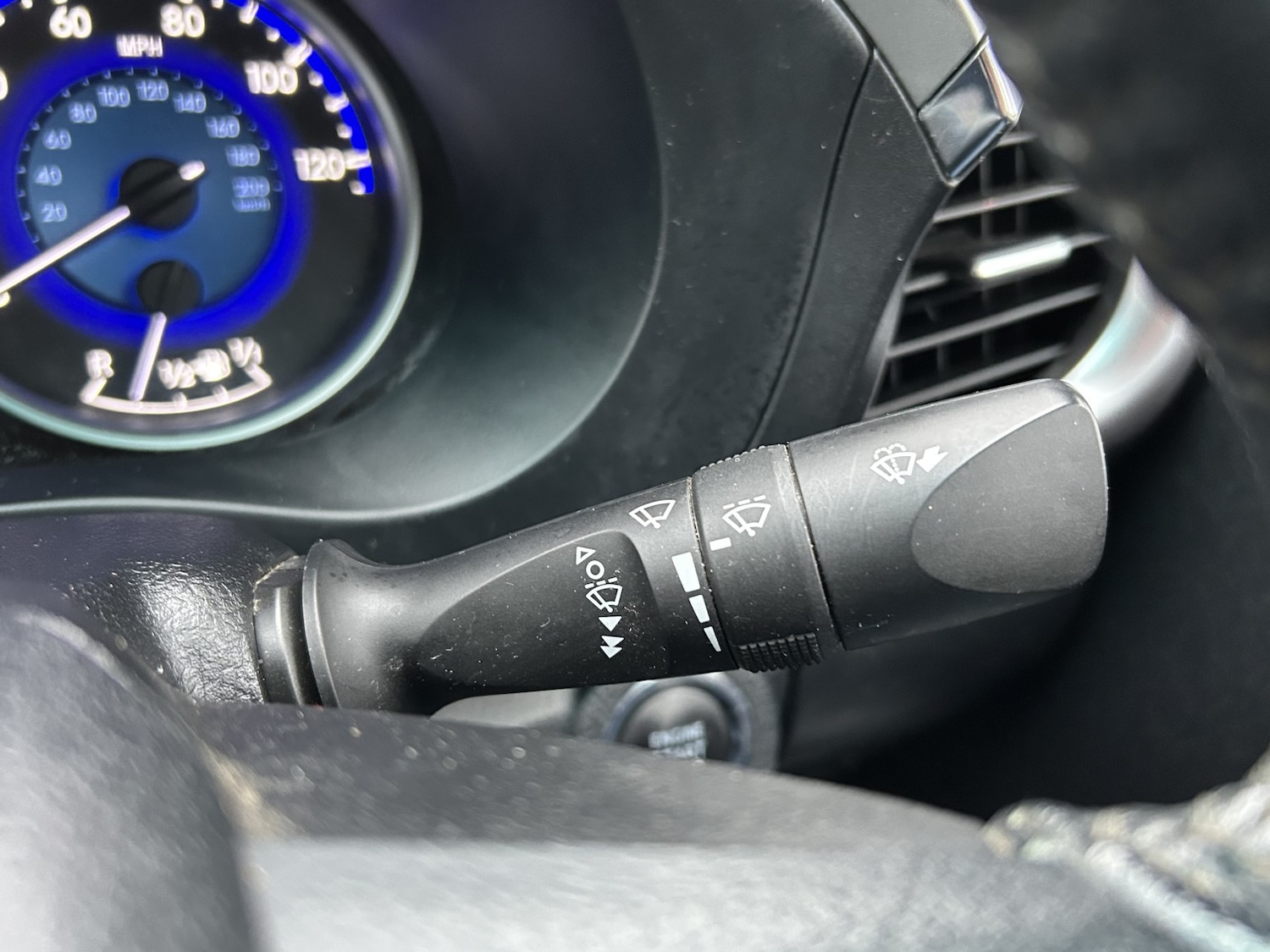 Used Toyota Hilux 2016 for sale - 77357343: Photo 25