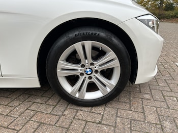 Used BMW 3 Series 2015 for sale - 76418320: Photo