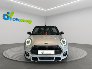 Used MINI Convertible 2019 for sale - 79130675: Photo