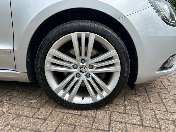 Used Skoda Superb 2014 for sale - 75718329: Photo 4
