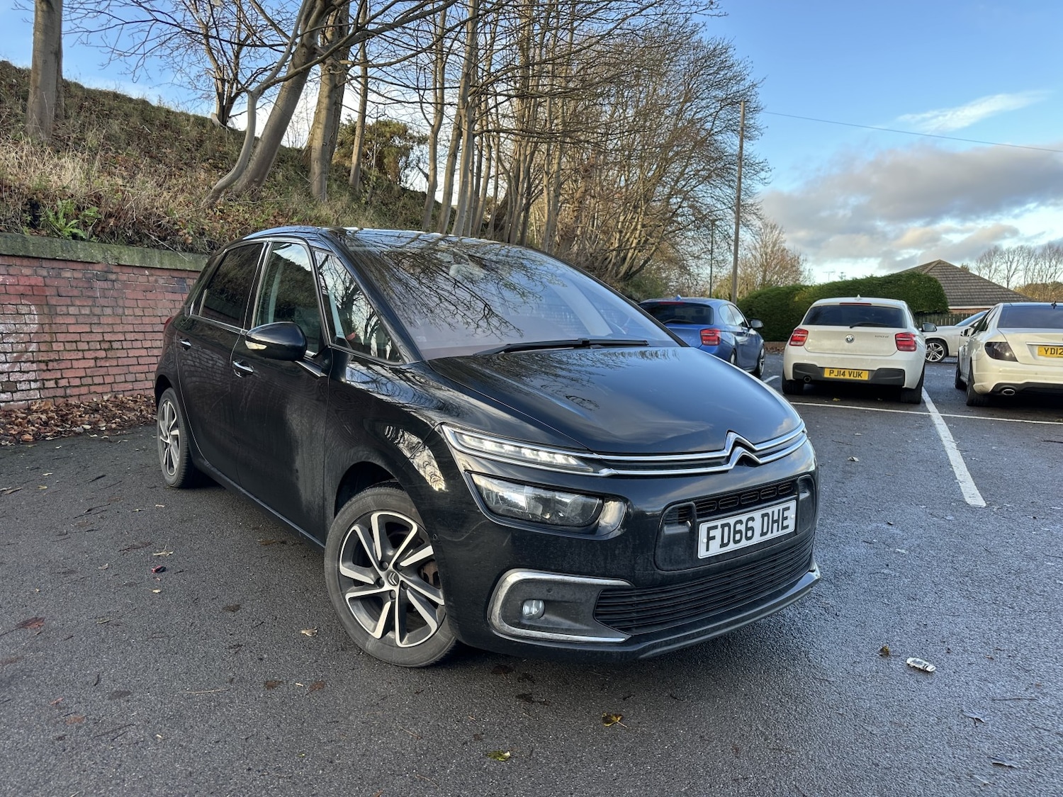 Used Citroen C4 Picasso 2017 for sale - 76666078: Photo 1