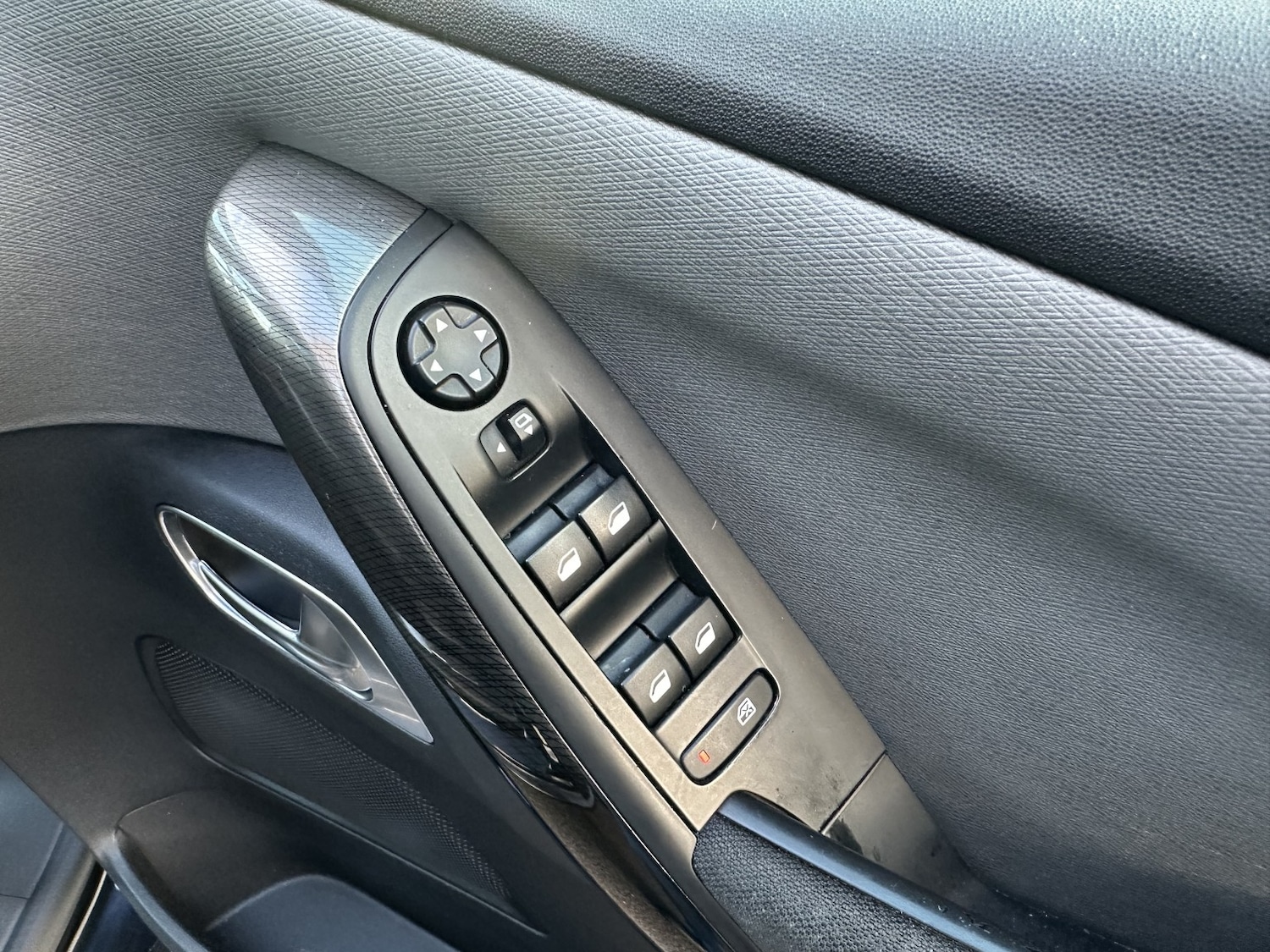 Used Citroen C4 Picasso 2017 for sale - 76666078: Photo 16