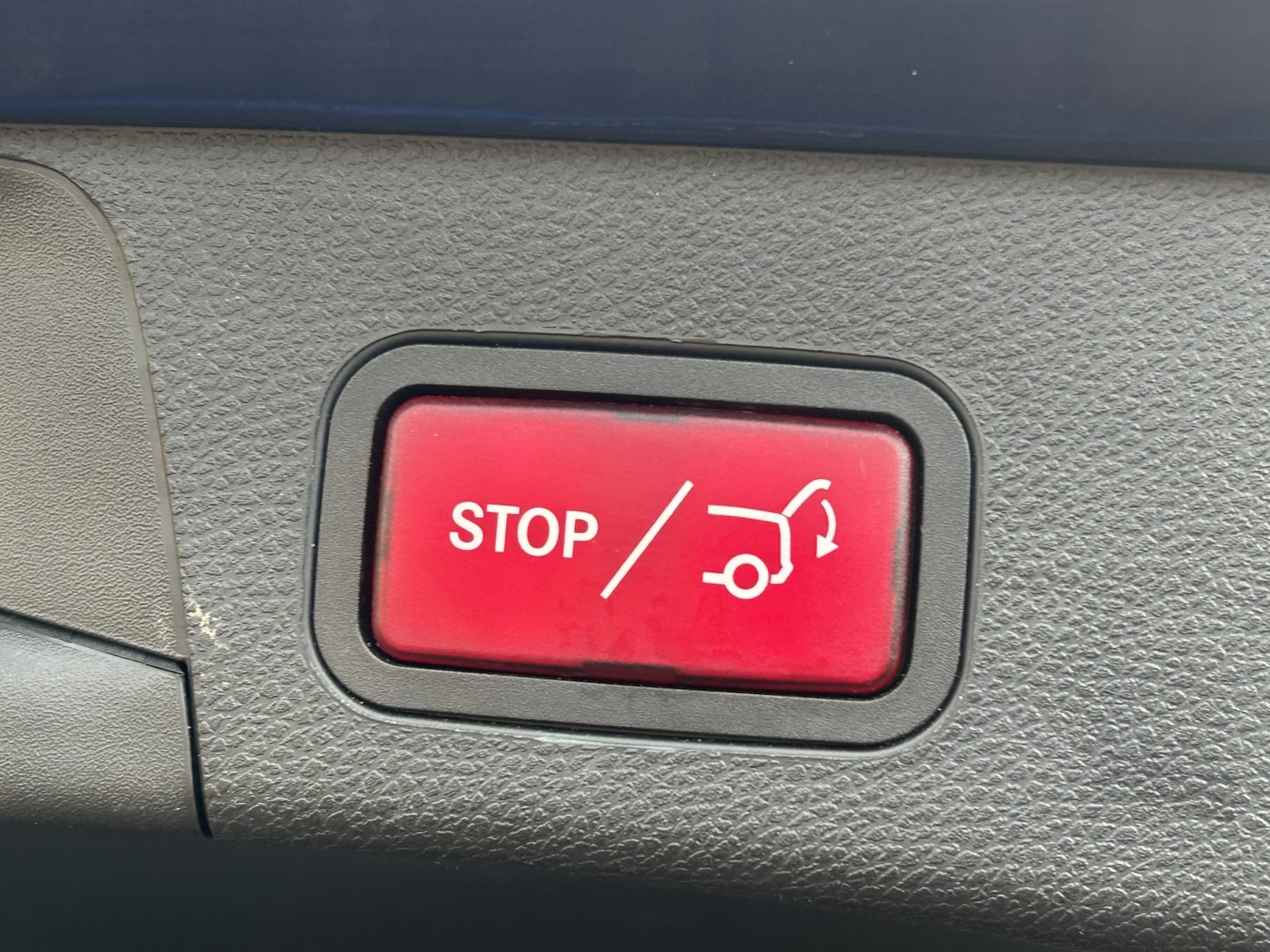 Used Mercedes-Benz C Class 2018 for sale - 76631518: Photo 12