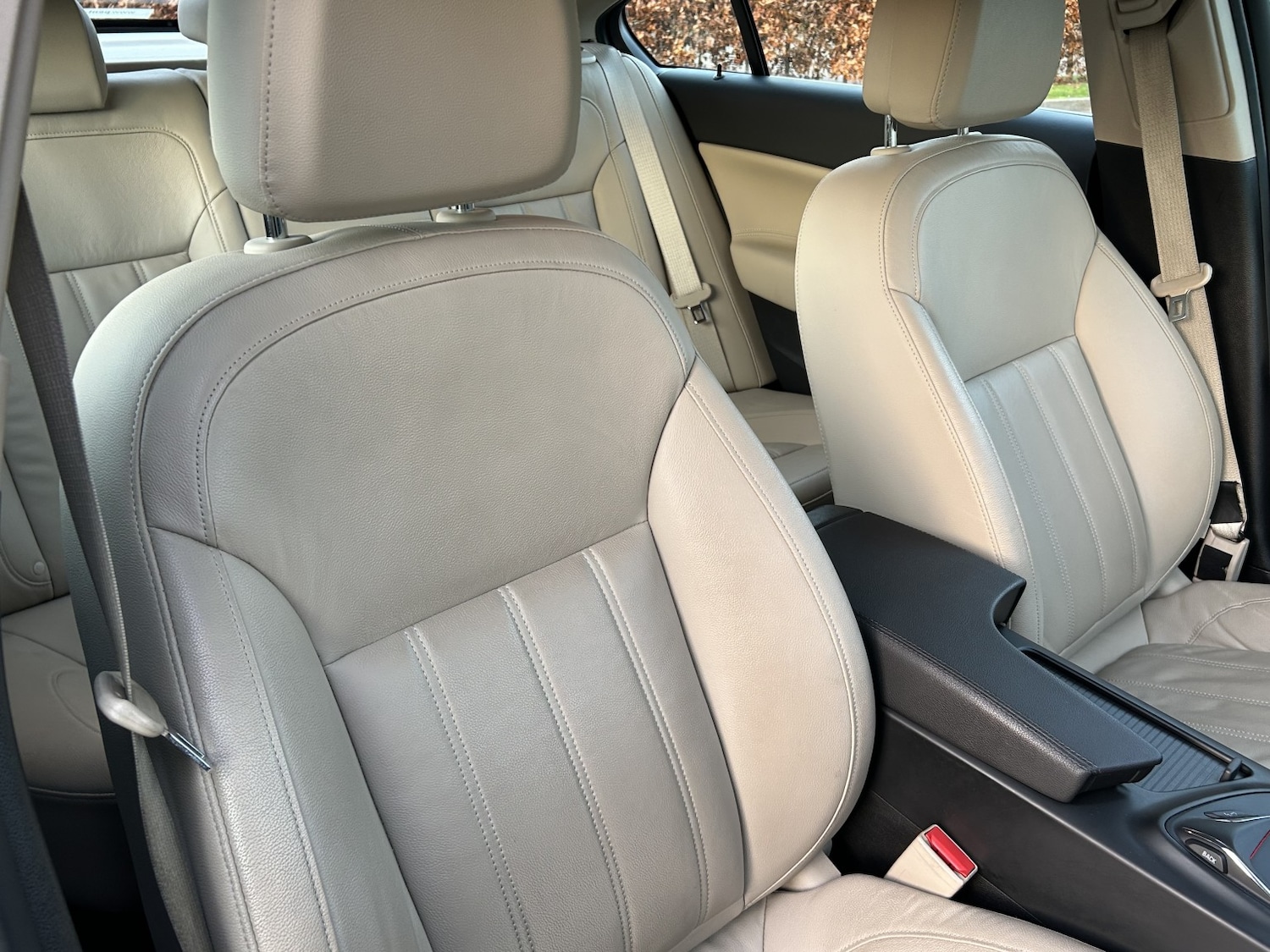 Used Vauxhall Insignia 2014 for sale - 76910985: Photo 8