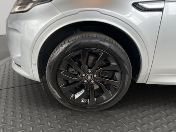 Used Land Rover Discovery Sport 2021 for sale - 79507744: Photo