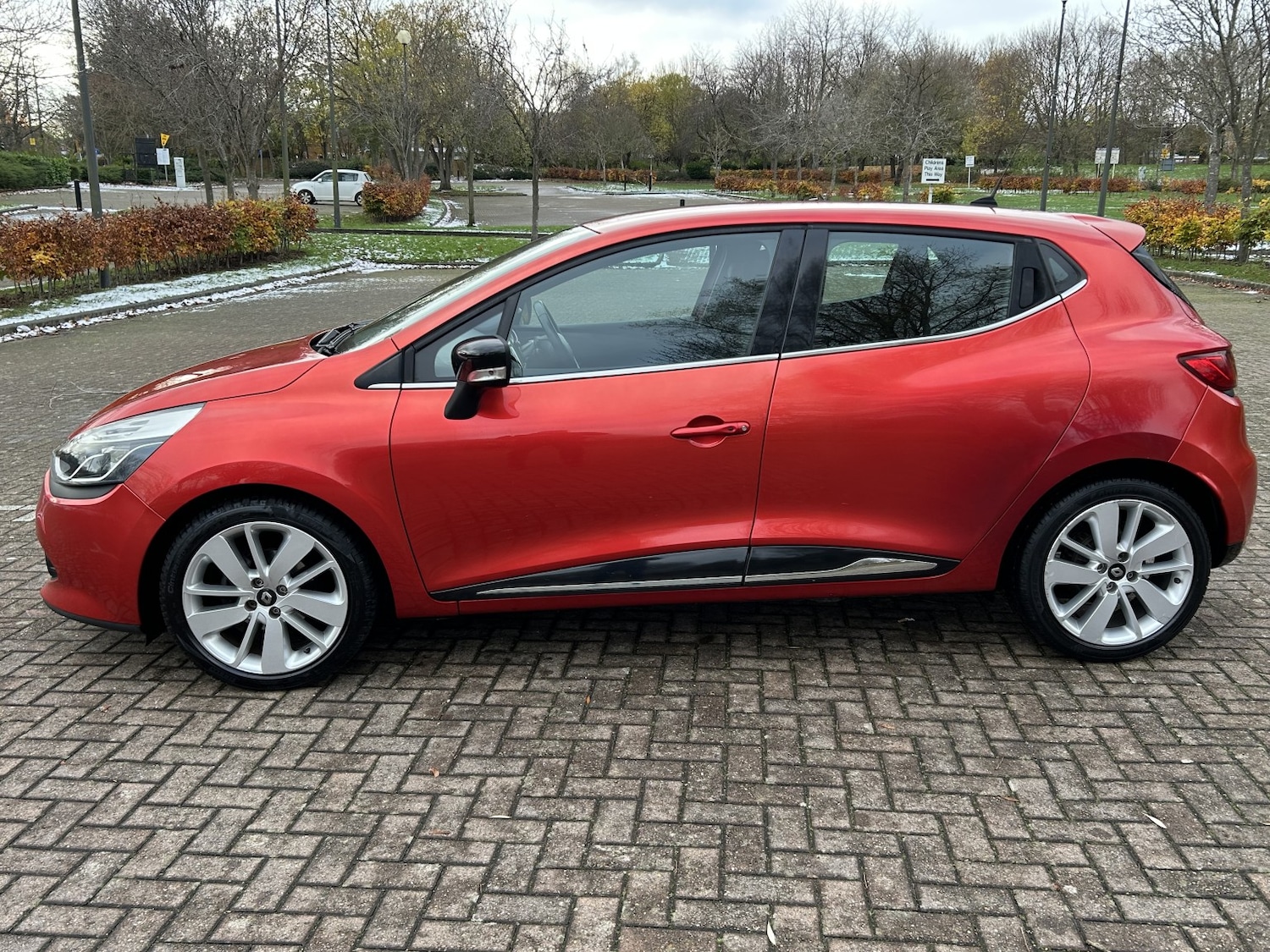 Used Renault Clio 2014 for sale - 76611404: Photo 13