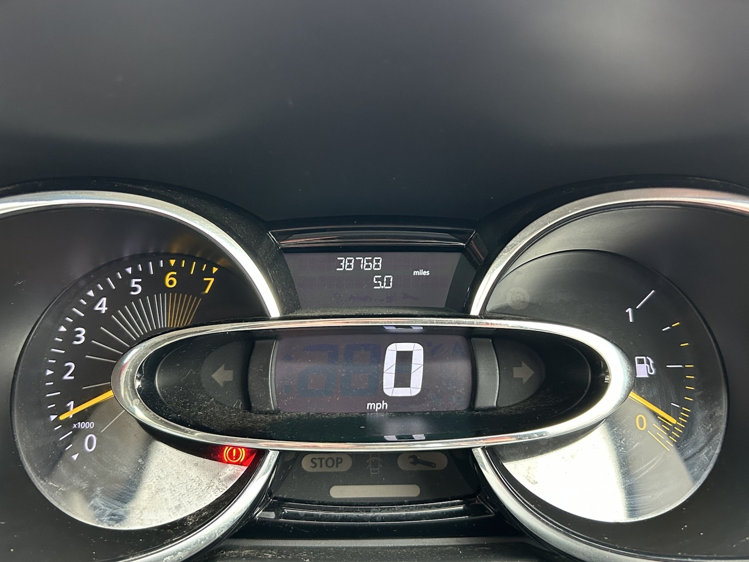 Used Renault Clio 2014 for sale - 76611404: Photo 17