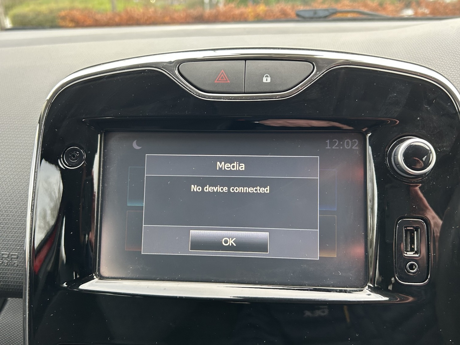 Used Renault Clio 2014 for sale - 76611404: Photo 19