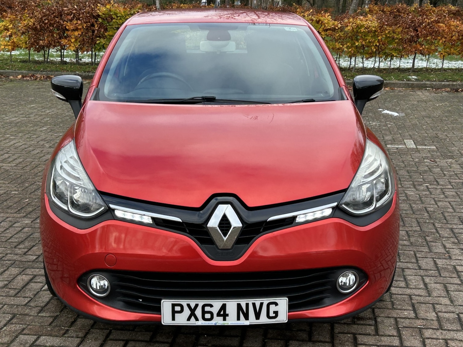 Used Renault Clio 2014 for sale - 76611404: Photo 2