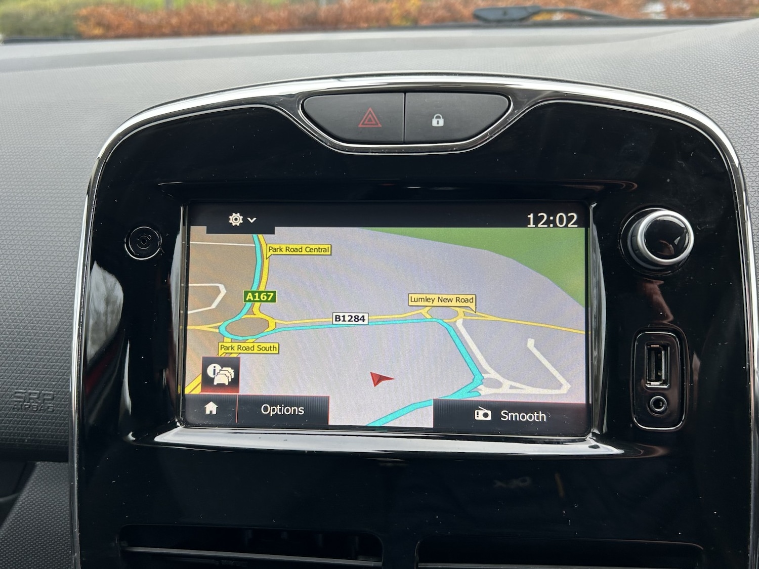 Used Renault Clio 2014 for sale - 76611404: Photo 21