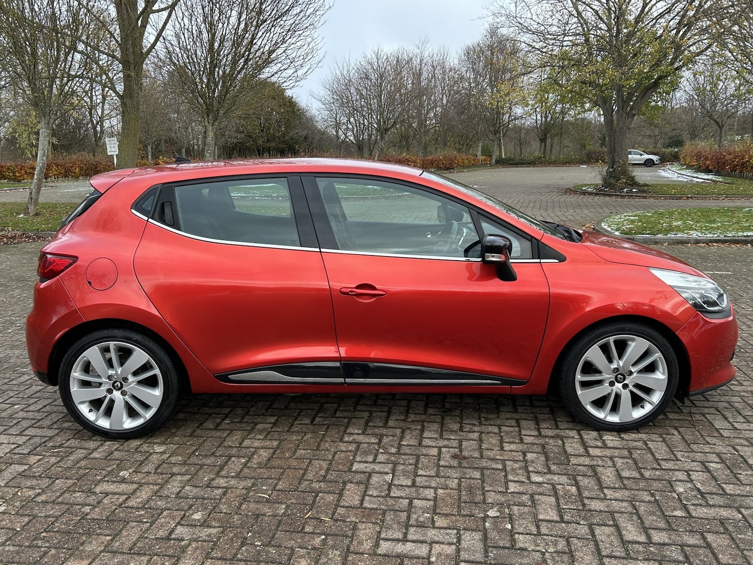 Used Renault Clio 2014 for sale - 76611404: Photo 7