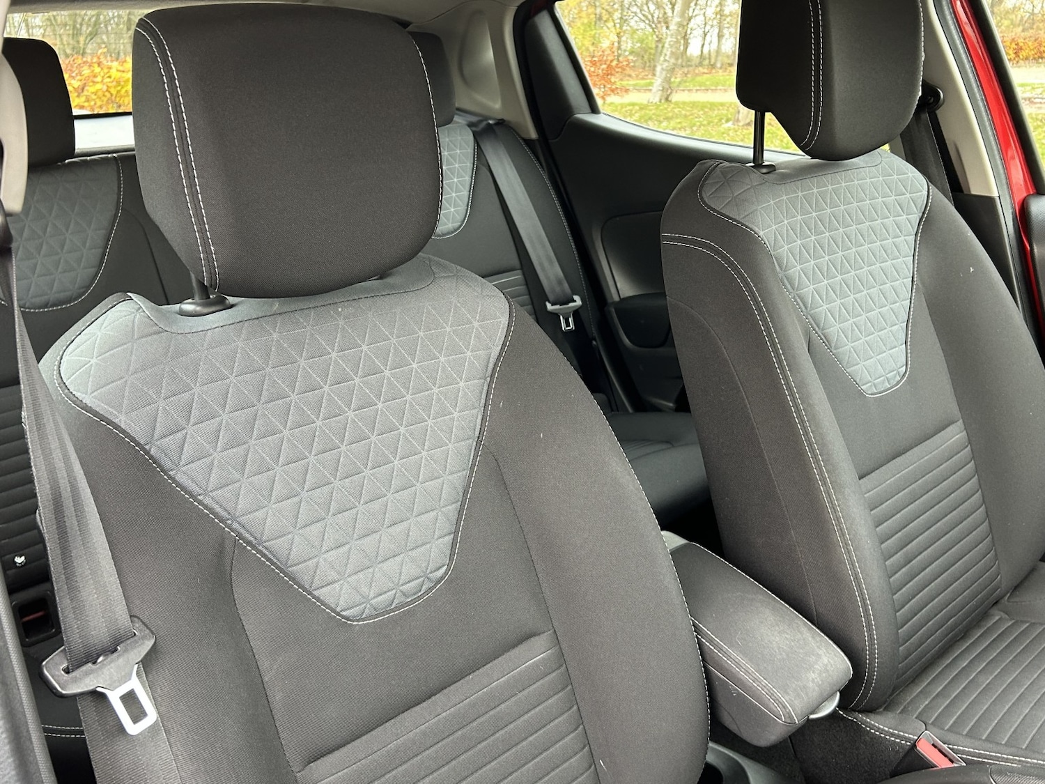 Used Renault Clio 2014 for sale - 76611404: Photo 8