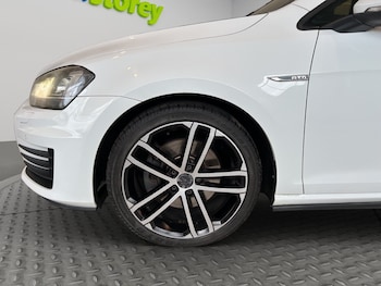 Used Volkswagen Golf 2014 for sale - 78840970: Photo