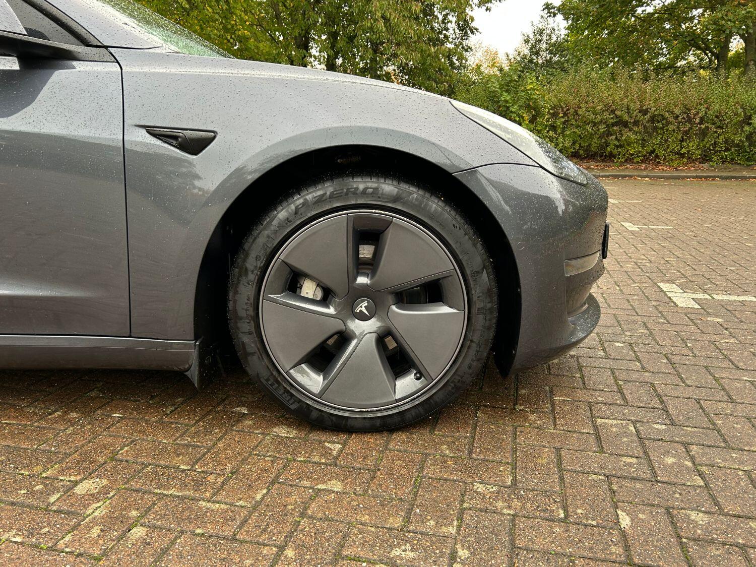Used Tesla Model 3 2021 for sale - 76107280: Photo 4