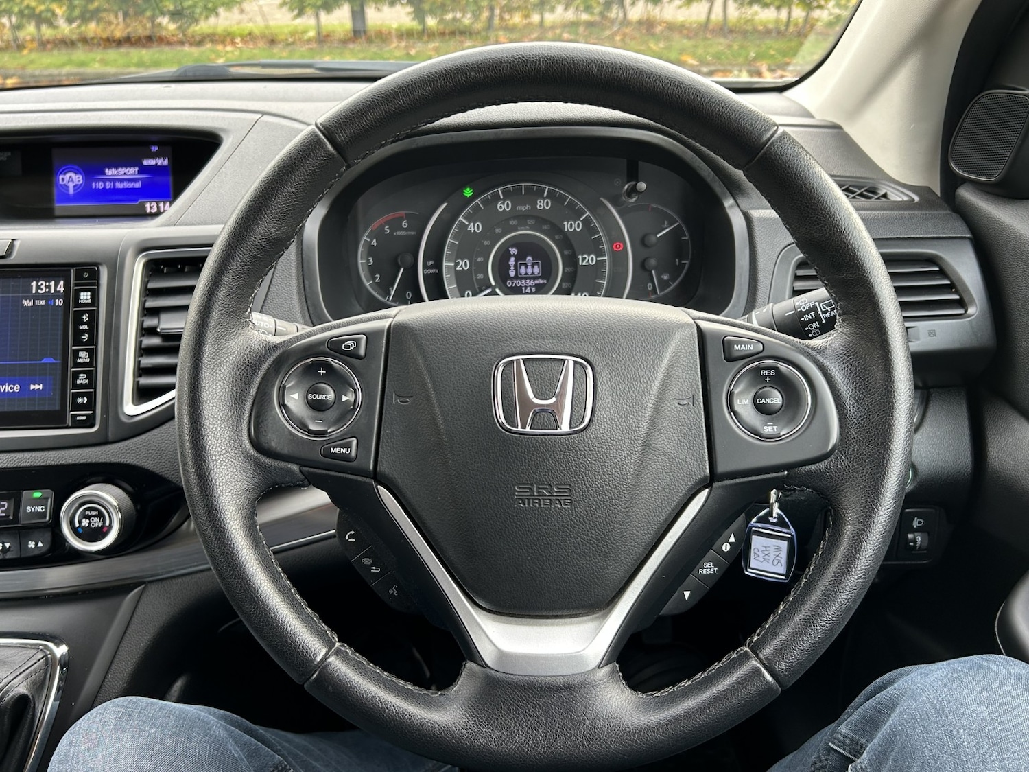 Used Honda CR-V 2015 for sale - 76334839: Photo 17