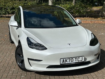 Used Tesla Model 3 2020 for sale - 76250685: Photo