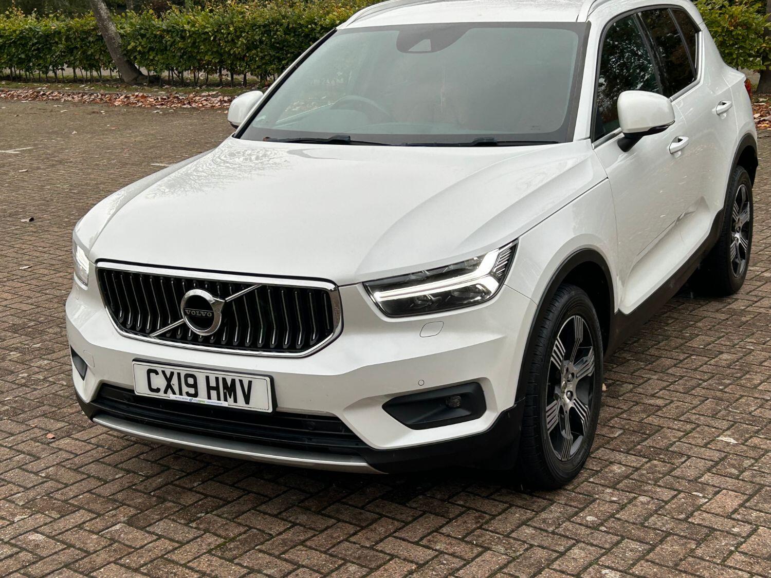 Used Volvo XC40 2019 for sale - 76281399: Photo 3