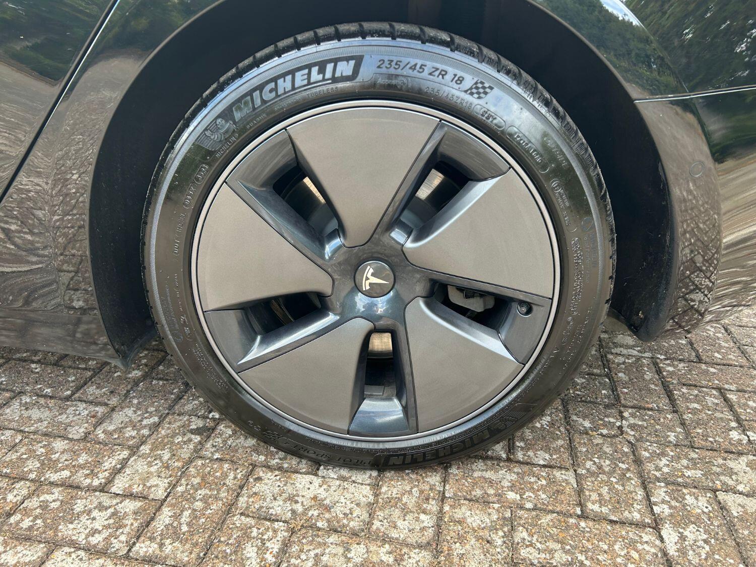 Used Tesla Model 3 2021 for sale - 76605840: Photo 13