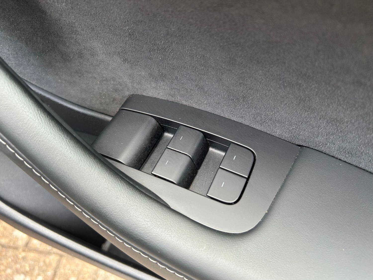 Used Tesla Model 3 2021 for sale - 76605840: Photo 16