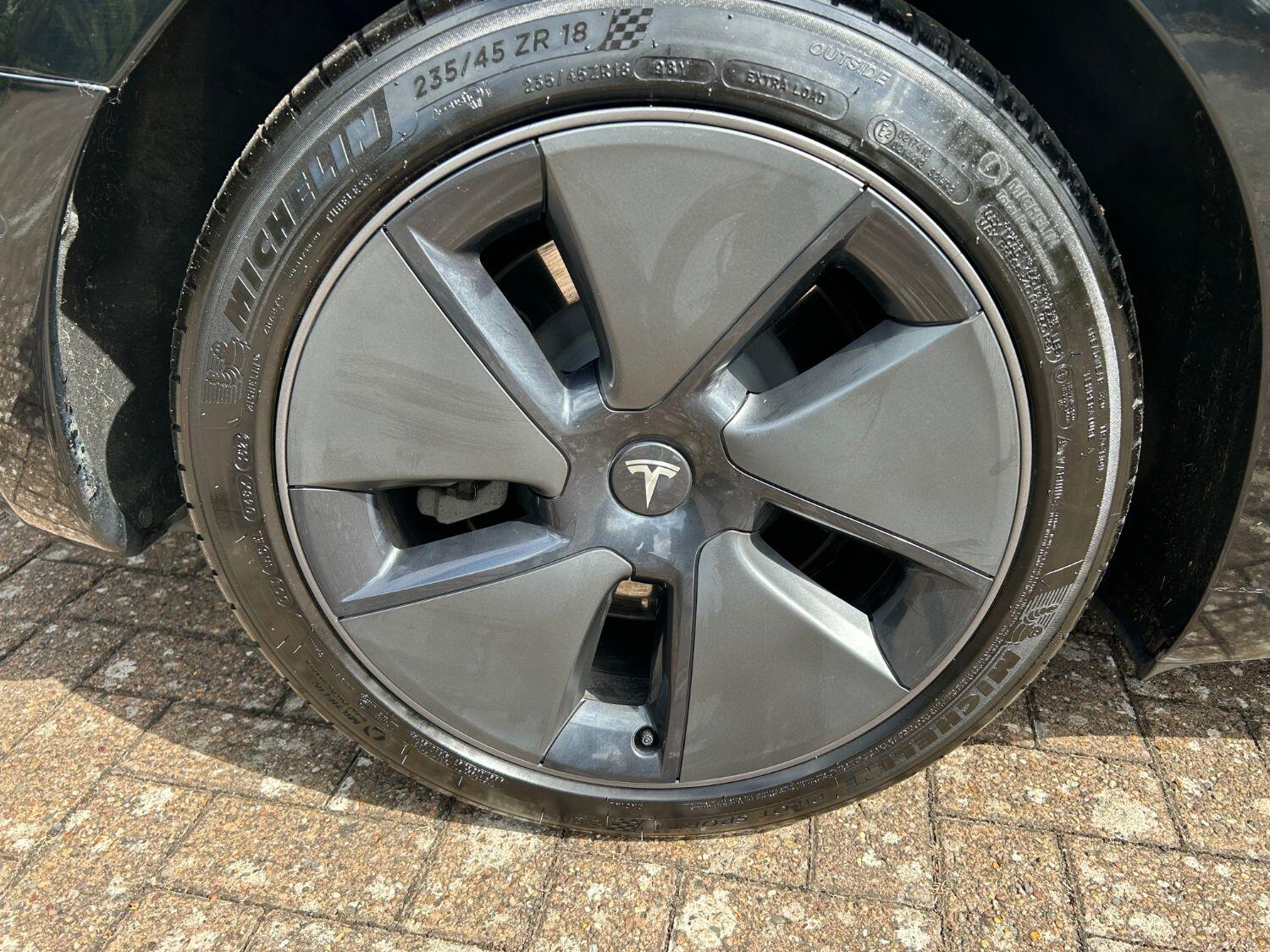 Used Tesla Model 3 2021 for sale - 76605840: Photo 7