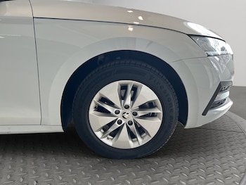 Used Skoda Octavia 2023 for sale - 79060171: Photo