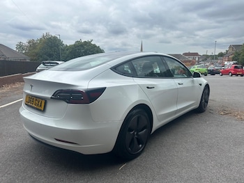 Used Tesla Model 3 2019 for sale - 75925108: Photo