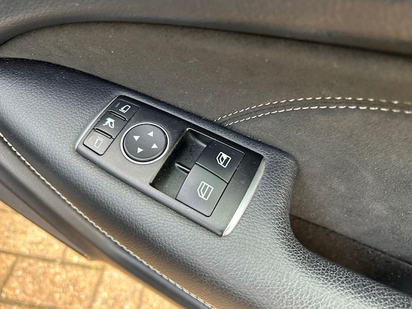 Used Mercedes-Benz C-Class 2015 for sale - 76246124: Photo 12
