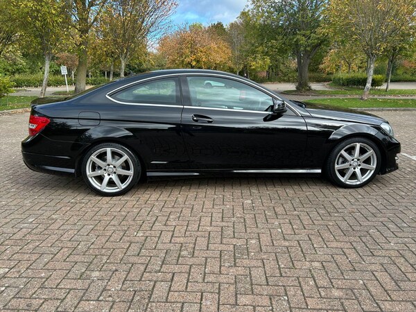 Used Mercedes-Benz C-Class 2015 for sale - 76246124: Photo 5