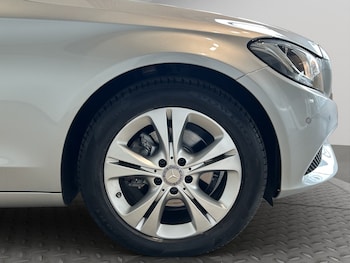 Used Mercedes-Benz C Class 2016 for sale - 77548212: Photo