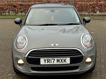 Used MINI Hatch 2017 for sale - 76982739: Photo