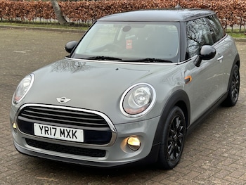 Used MINI Hatch 2017 for sale - 76982739: Photo