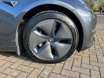 Used Tesla Model 3 2020 for sale - 76369248: Photo