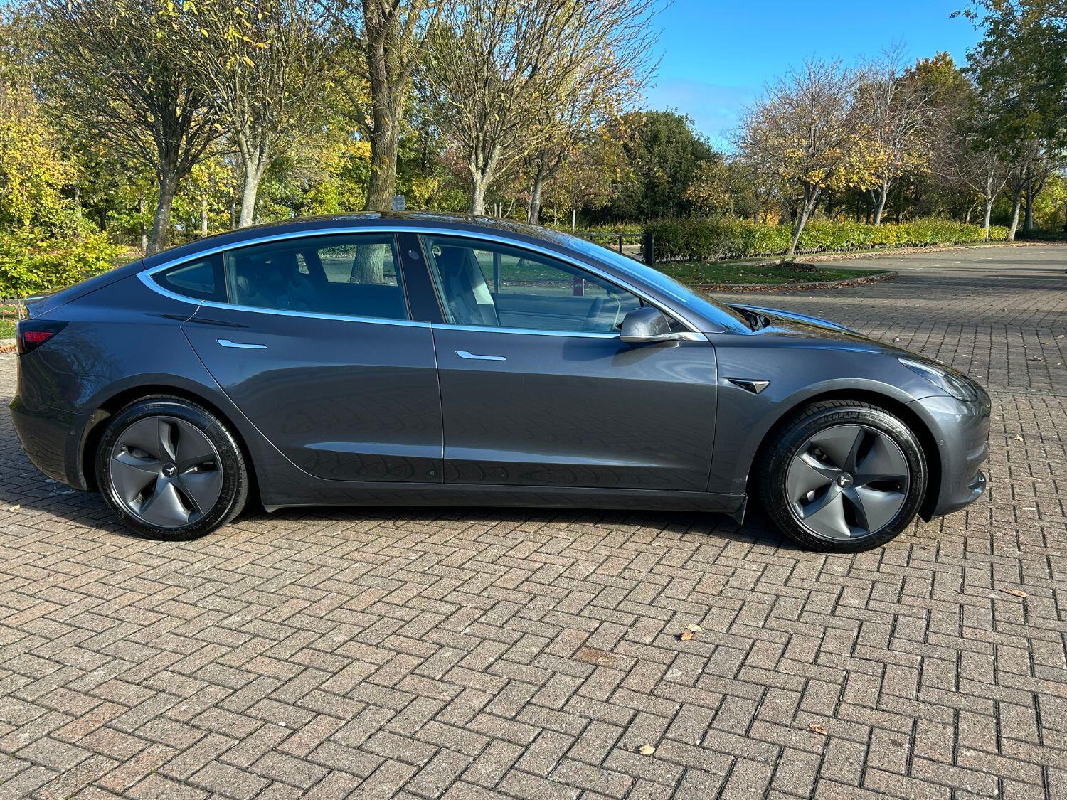 Used Tesla Model 3 2020 for sale - 76369248: Photo 9