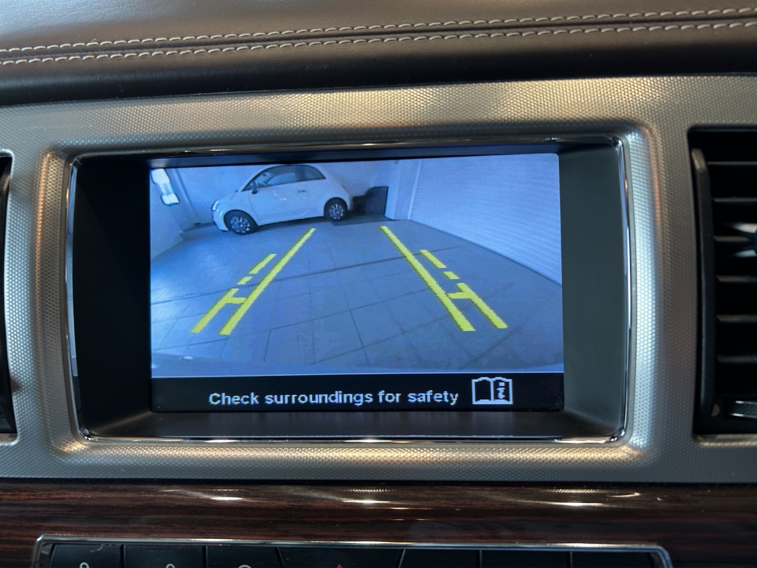 Used Jaguar XF 2014 for sale - 78018305: Photo 14