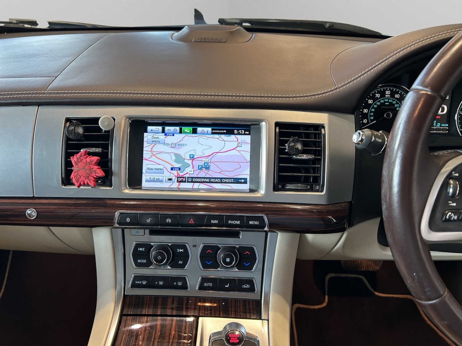 Used Jaguar XF 2014 for sale - 78018305: Photo 21