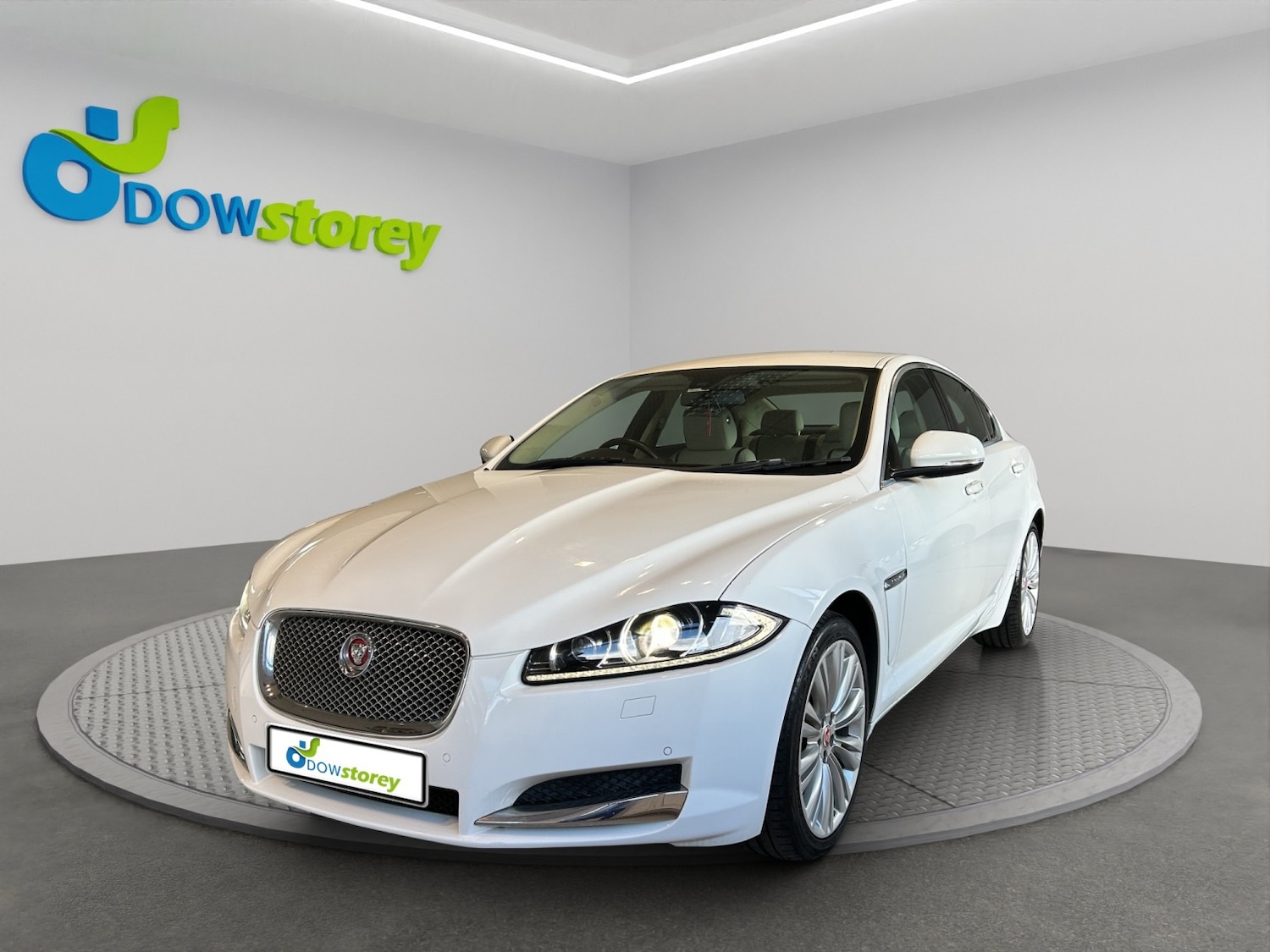 Used Jaguar XF 2014 for sale - 78018305: Photo 3