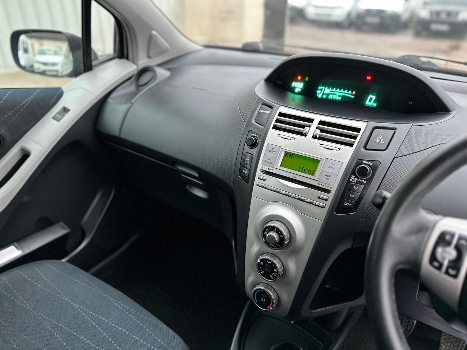 Used Toyota Yaris 2007 for sale - 76771978: Photo 13