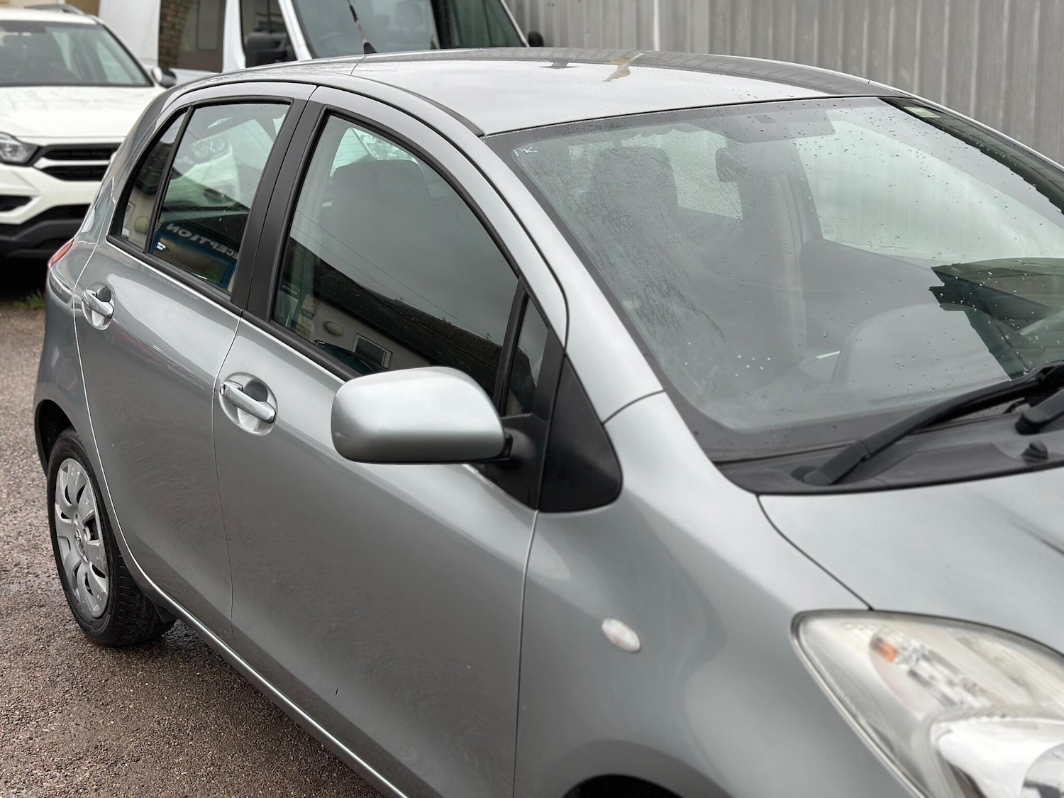 Used Toyota Yaris 2007 for sale - 76771978: Photo 25
