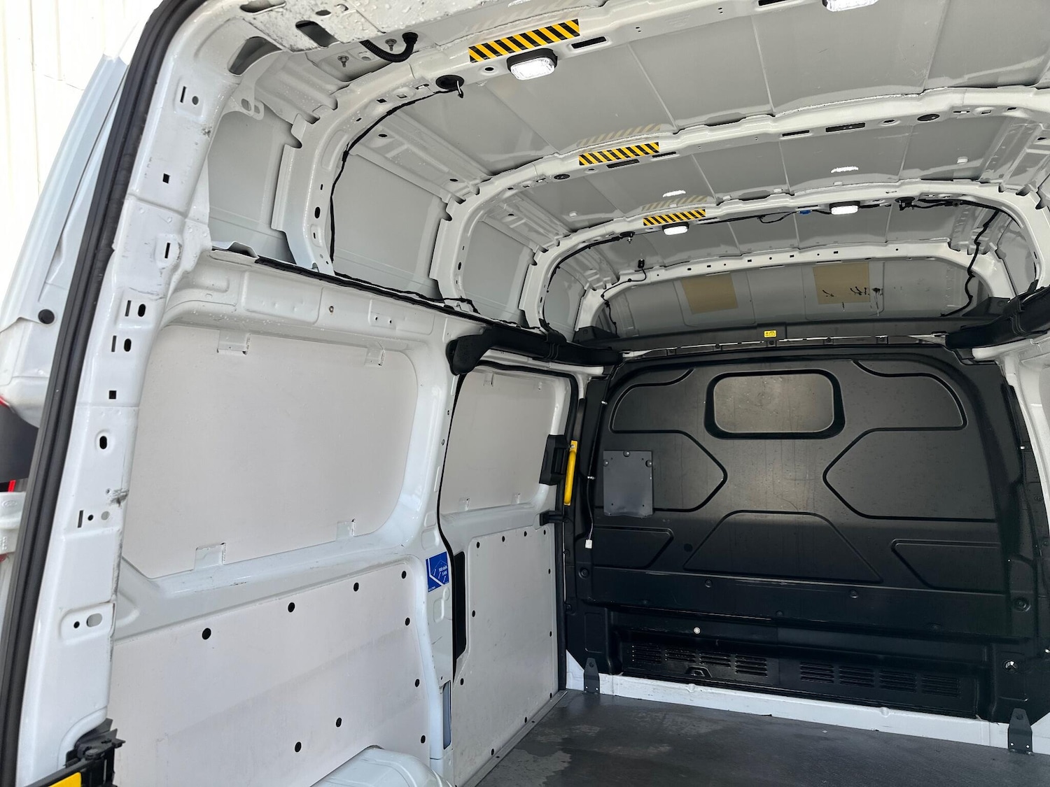 Used Ford Transit Custom 2020 for sale - 76440914: Photo 49