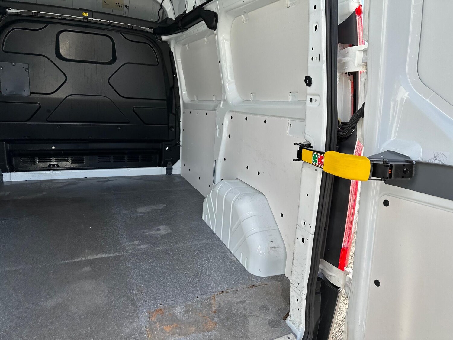 Used Ford Transit Custom 2020 for sale - 76440914: Photo 53