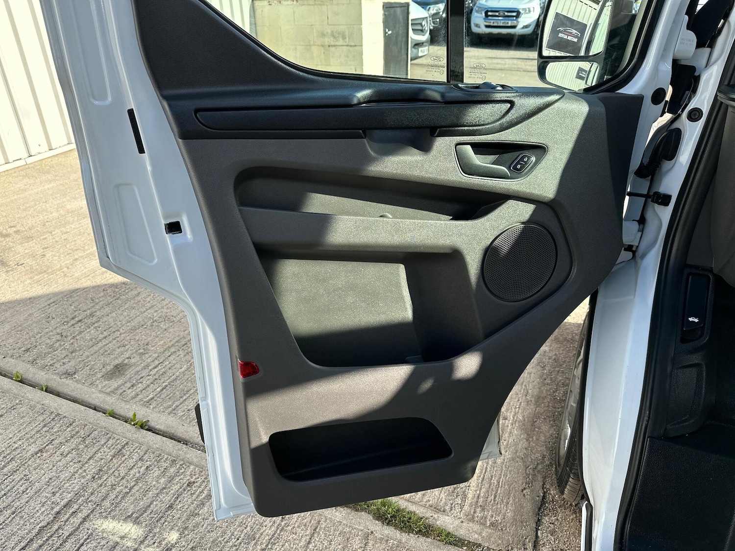 Used Ford Transit Custom 2020 for sale - 76440914: Photo 62